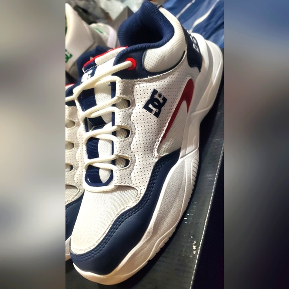DC Decel SN Shoes, New In Original Box!! Mens 9 - Picture 3 of 11